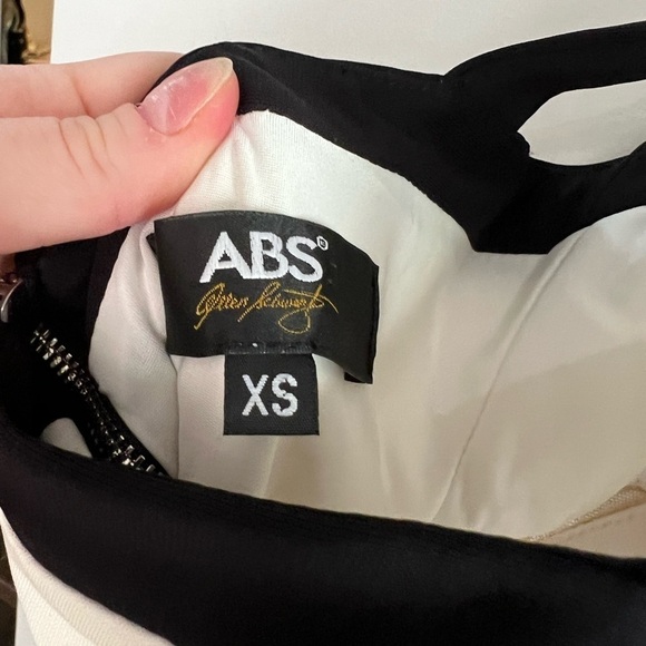 ABS Allen Schwartz ~ Black & White Jersey V Neck Cut-Out Formal Gown Maxi Dress - Picture 7 of 7